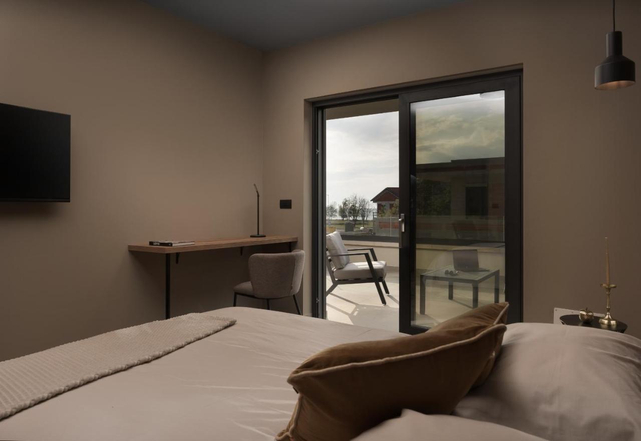 Rooms "Limes" Funtana Eksteriør bilde
